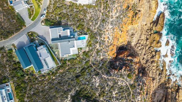 House For Sale in Pinnacle Point Golf Estate, Mossel Bay